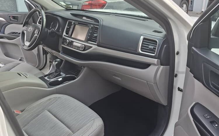 
								Foreign Used 2017 Toyota Highlander LE AWD Accident Free full									